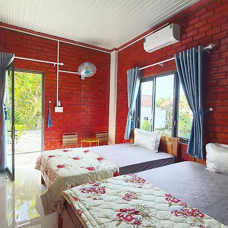 Cat Tien Backpackers Hostel מראה חיצוני תמונה