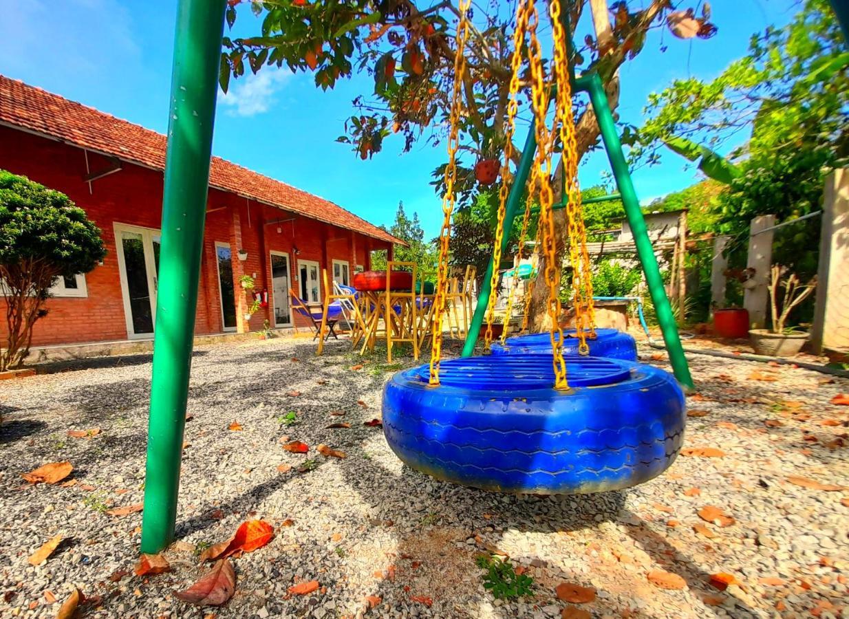 Cat Tien Backpackers Hostel מראה חיצוני תמונה