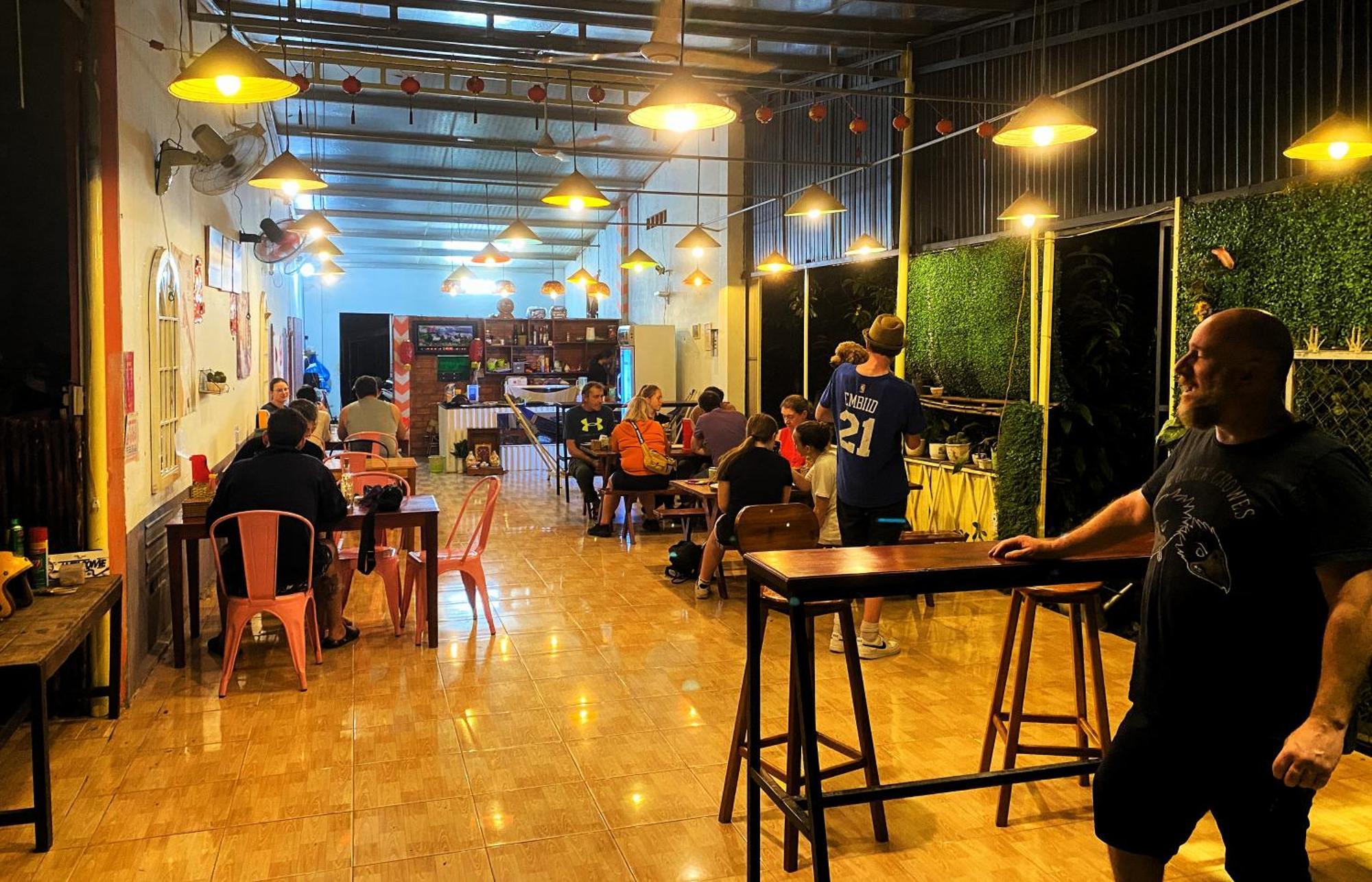 Cat Tien Backpackers Hostel מראה חיצוני תמונה