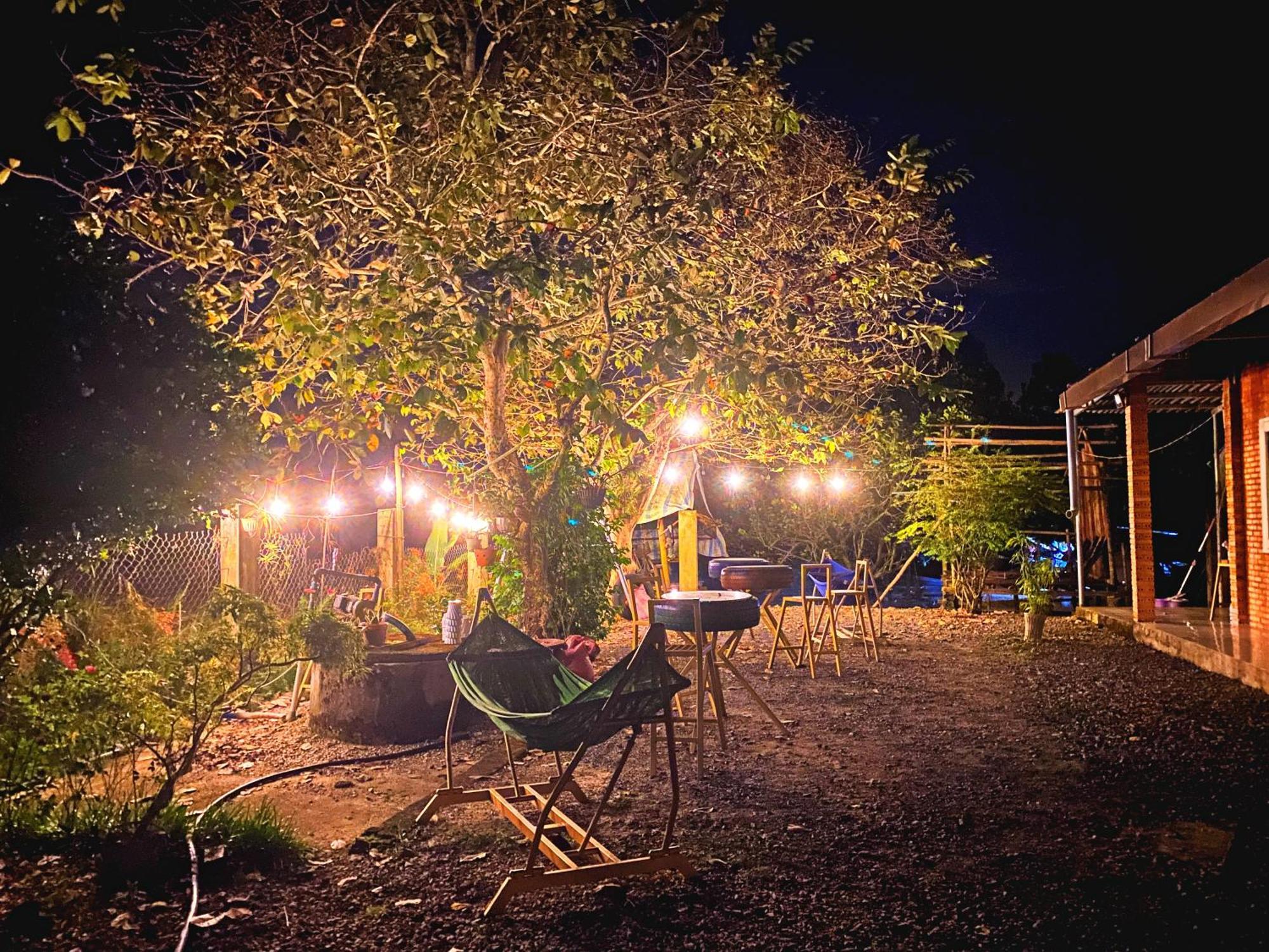 Cat Tien Backpackers Hostel מראה חיצוני תמונה