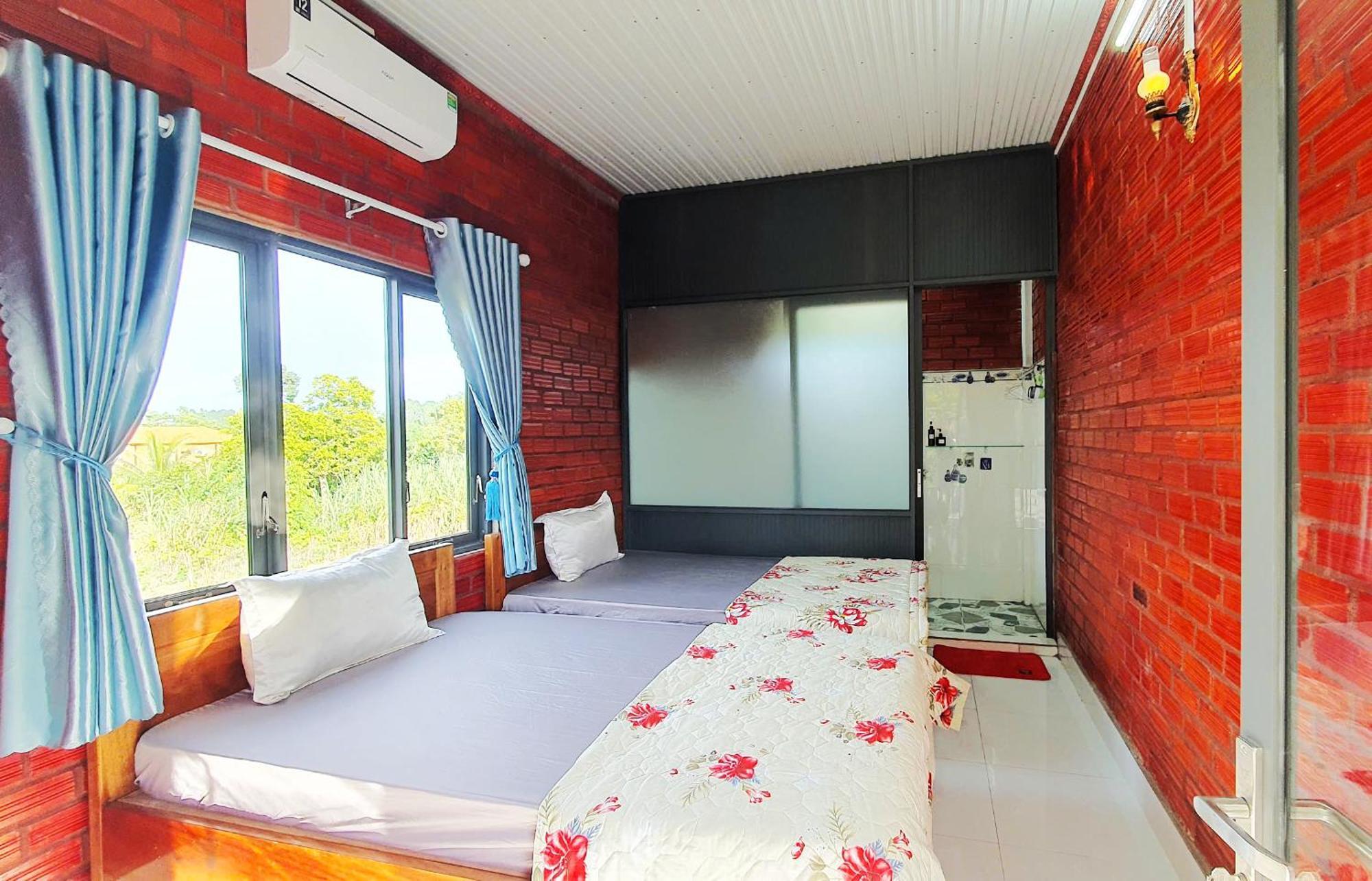 Cat Tien Backpackers Hostel מראה חיצוני תמונה