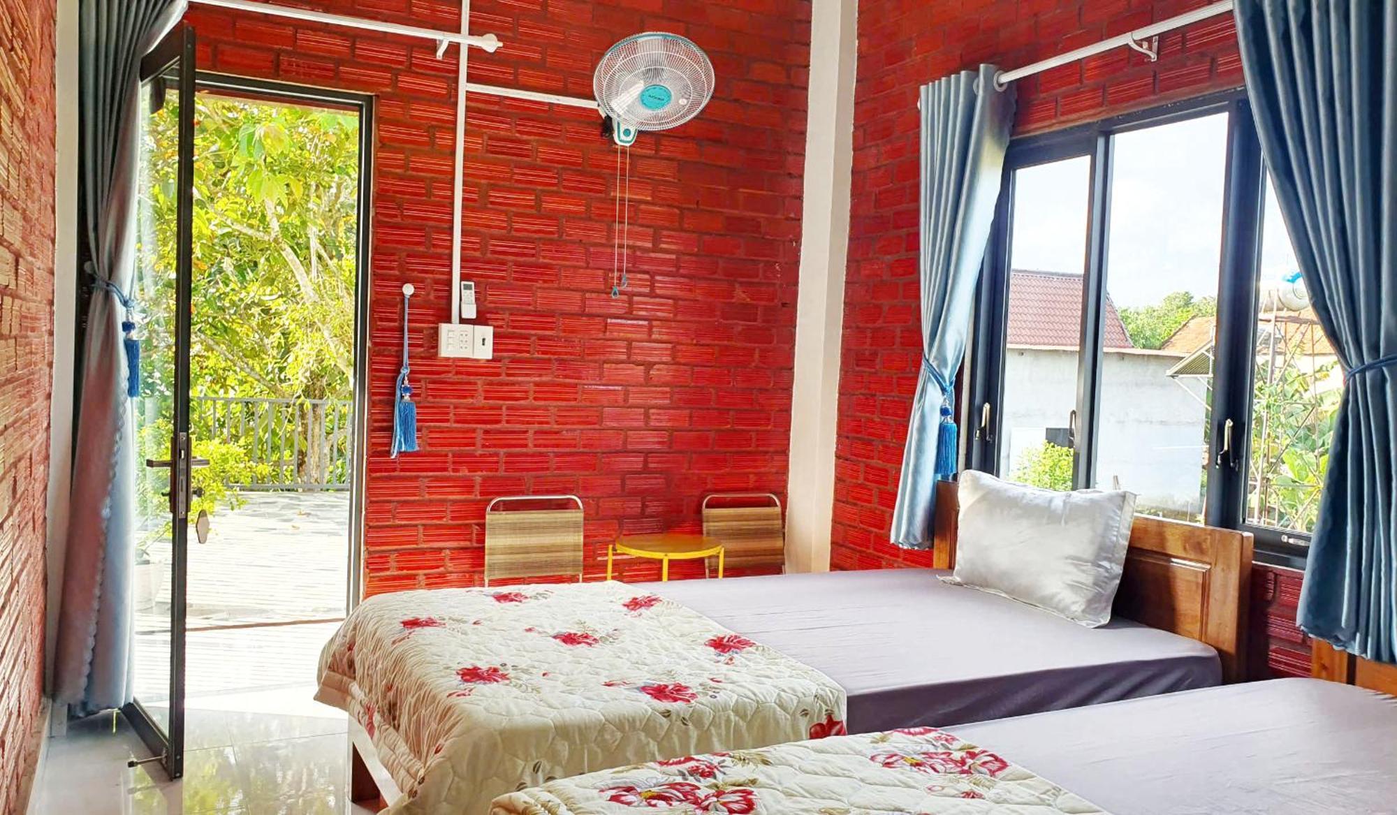 Cat Tien Backpackers Hostel מראה חיצוני תמונה